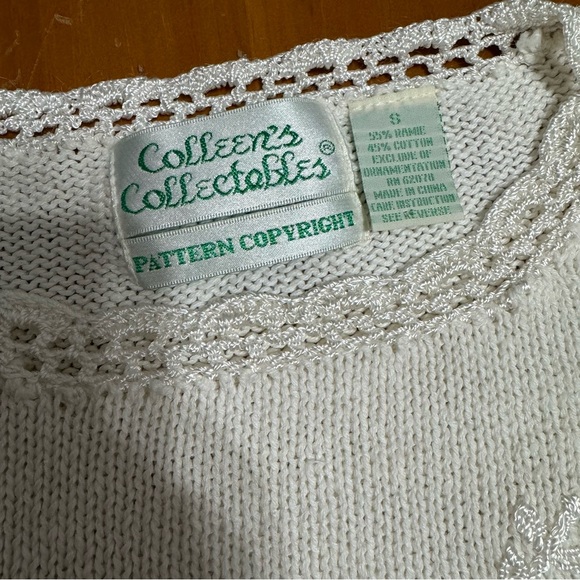 Vintage Embroidered Sweater - Picture 8 of 10